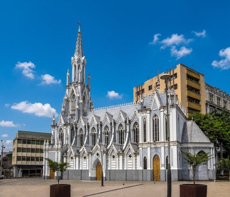 Iglesia La Ermita en el centro de Cali